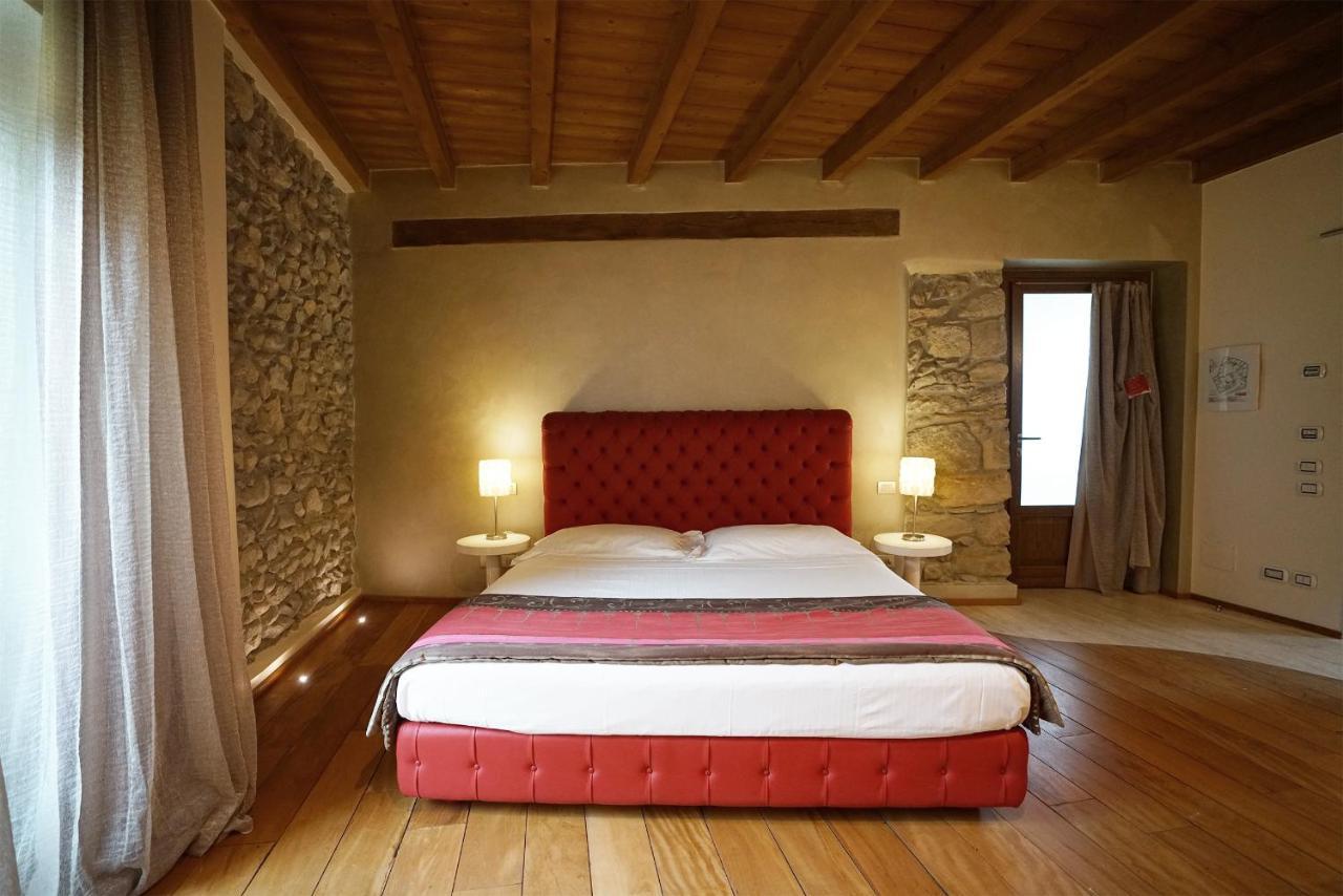 Il Portico - 1711 Luxury Guest House Arlate Екстер'єр фото