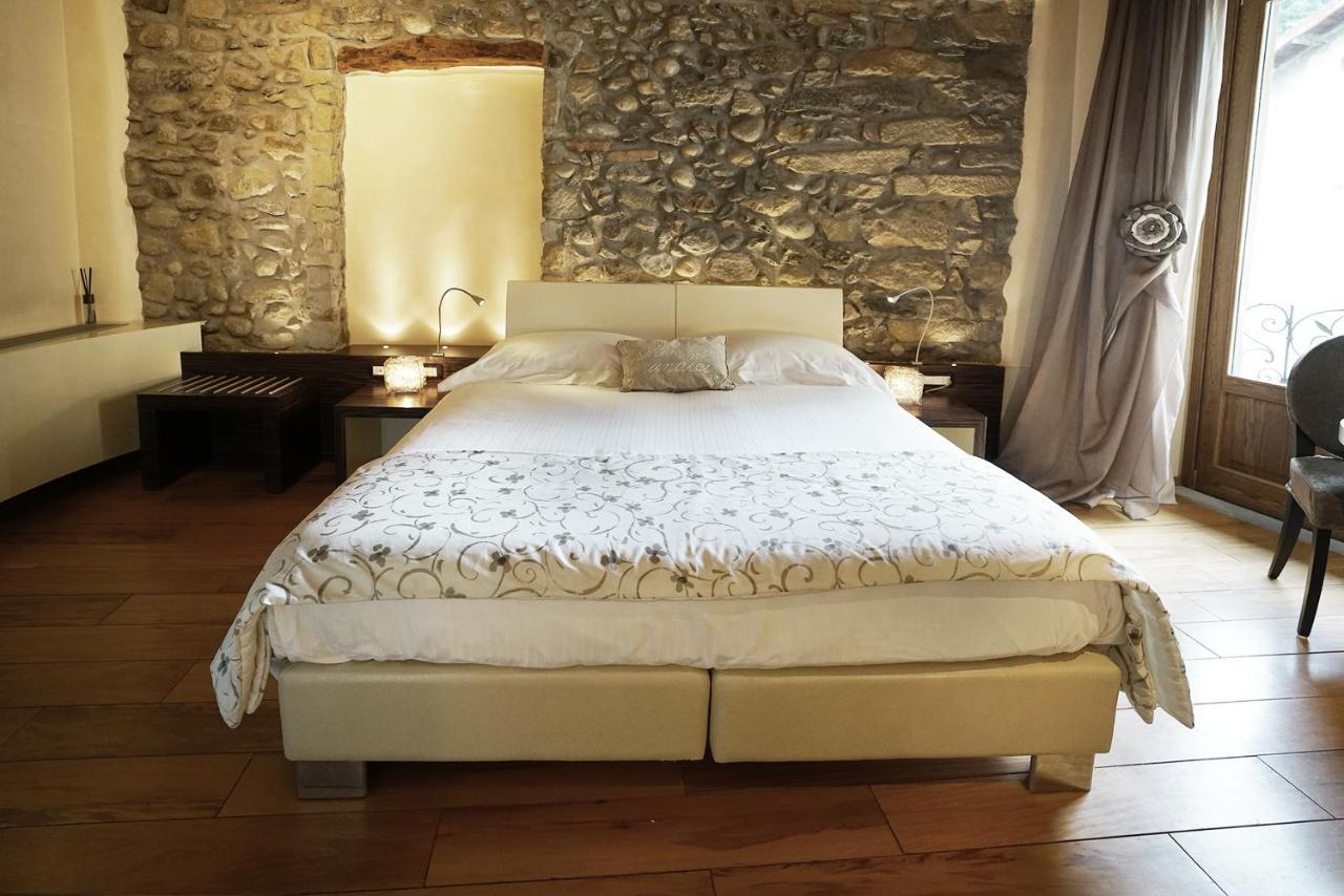 Il Portico - 1711 Luxury Guest House Arlate Екстер'єр фото